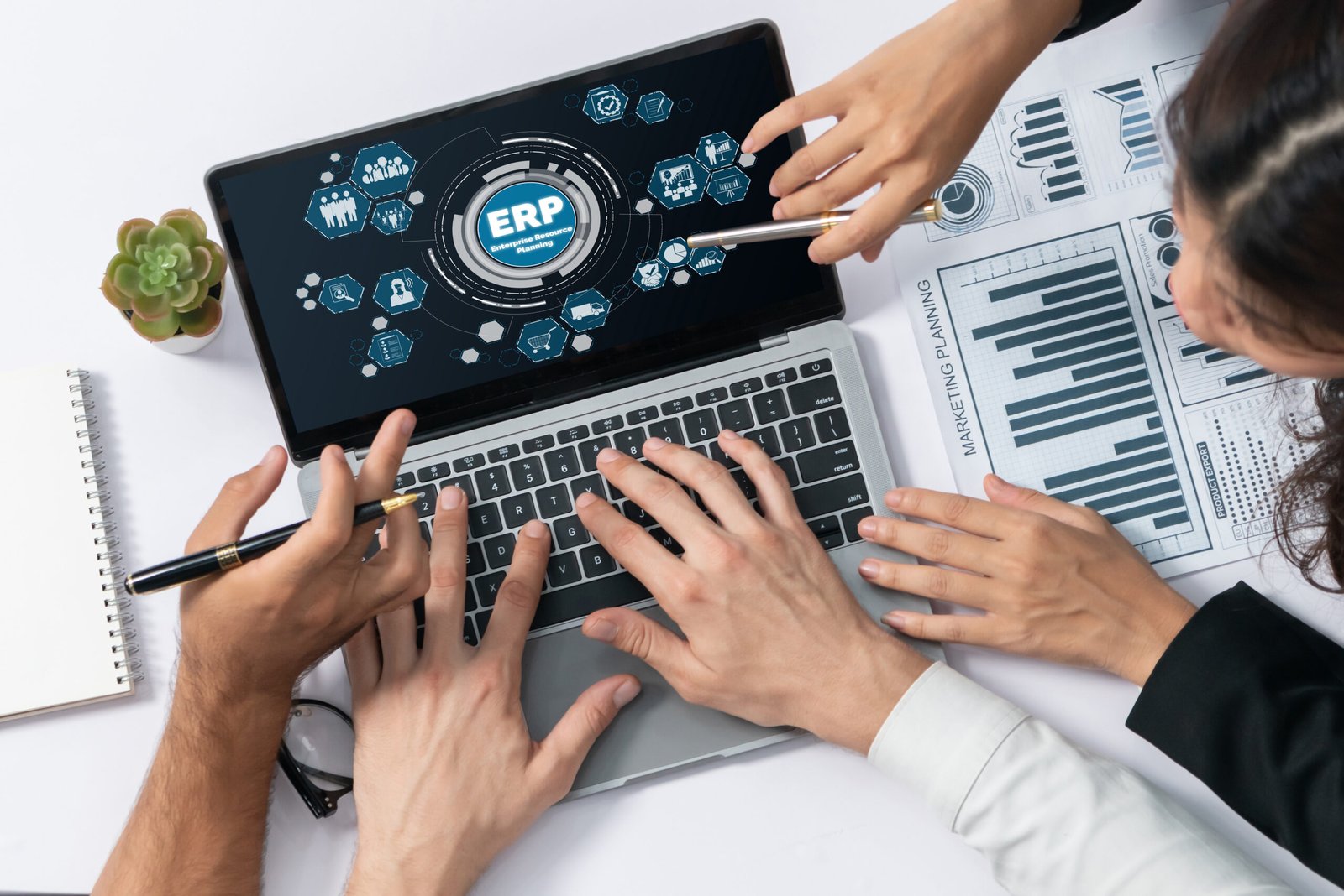 blog banner of SAP vs Custom ERP